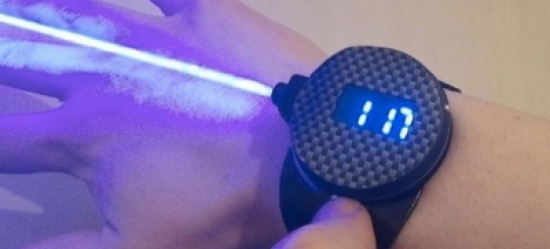 ساعة مبتكرة تصدر أشعة ليزر حقيقية ساعة مبتكرة تصدر أشعة ليزر حقيقية