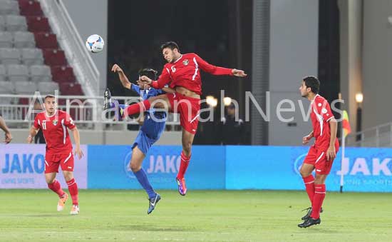 بالصور : منتخب النشامى يتغلب على نظيره الكويتي بنتيجة 2 - 1 بالصور : منتخب النشامى يتغلب على نظيره الكويتي بنتيجة 2 - 1