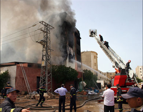 طفلة في الثالثة تتسبب بحريق يقتل 12 شخصاً