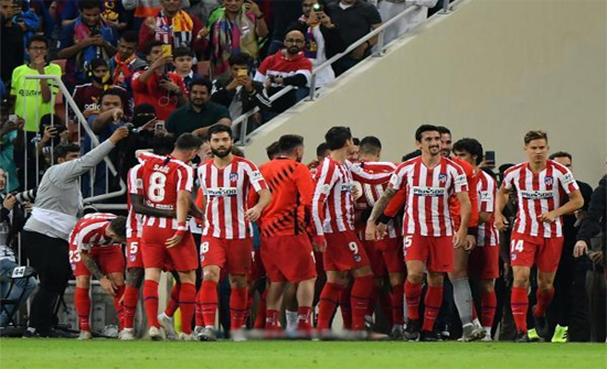 بالصور: أتلتيكو يصعق برشلونة في لقاء مجنون ويبلغ نهائي السوبر بالصور: أتلتيكو يصعق برشلونة في لقاء مجنون ويبلغ نهائي السوبر