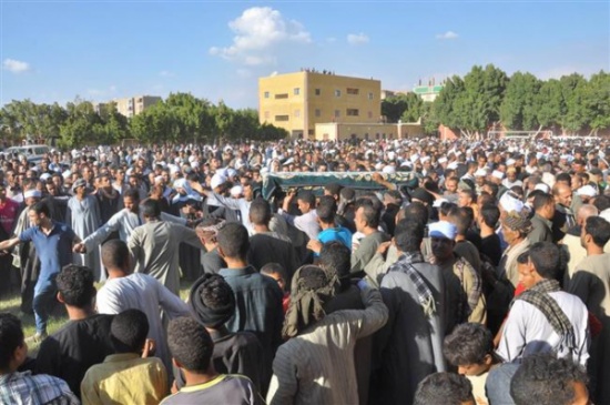 بالصور والفيديو : المصريون يشيعون ضحايا جمرك عمان بالصور والفيديو : المصريون يشيعون ضحايا جمرك عمان