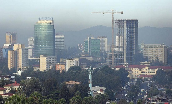 العاصمة الإثيوبية تحث سكانها على الاستعداد للدفاع "المسلح"