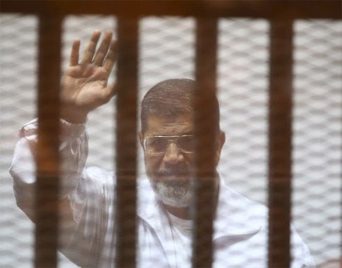 إعادة محاكمة مرسي وبديع بقضية "التخابر مع حماس"