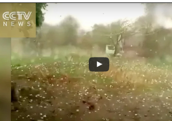 شاهد.. ثلوج بحجم البيضة تضرب مدينة صينية