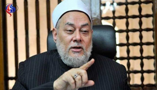 مفتي الديار المصرية الأسبق : فوائد البنوك "حلال" مفتي الديار المصرية الأسبق : فوائد البنوك "حلال"