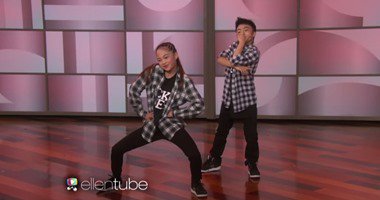 بالفيديو.. طفلان يبهران العالم بمهارتهما فى رقص الهيب هوب