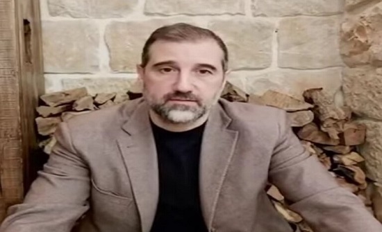 "لن أغادر منزلي واقفا" .. رامي مخلوف يتحدث عن تهديدات "أثرياء الحرب" له