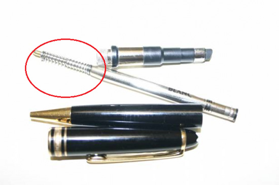 لماذا عليك ألا ترمي قلم الحبر القديم؟!