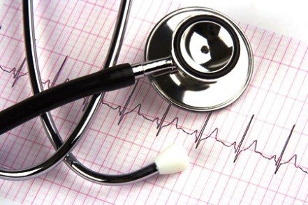 "الممرضين" تطلب من النواب دعم مطالب منتسبيها في الصحة ومستشفى الجامعة