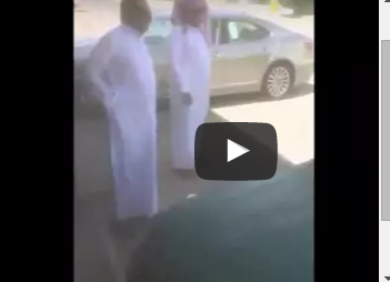 بالفيديو.. لحظة القبض على شاب متنكر بزي نسائي في السعودية بالفيديو.. لحظة القبض على شاب متنكر بزي نسائي في السعودية