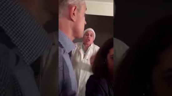 فرنسا أمهلت قنصل المغرب “48” ساعة لمغادرة البلاد في فضيحة الخادمة.. والملك محمد السادس أصدر أمر الإقالة فرنسا أمهلت قنصل المغرب “48” ساعة لمغادرة البلاد في فضيحة الخادمة.. والملك محمد السادس أصدر أمر الإقالة