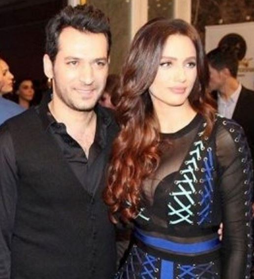 زوجة مراد يلدريم تعشقه وهذا ما تشعر به – بالصورة زوجة مراد يلدريم تعشقه وهذا ما تشعر به – بالصورة