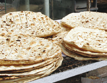 البطاقة الذكية الأقرب للتنفيذ من النقدي المباشر لدعم الخبز البطاقة الذكية الأقرب للتنفيذ من النقدي المباشر لدعم الخبز