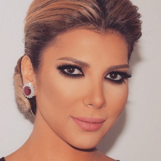 أصالة تنشر رقم هاتفها وعنوان منزلها بالخطأ