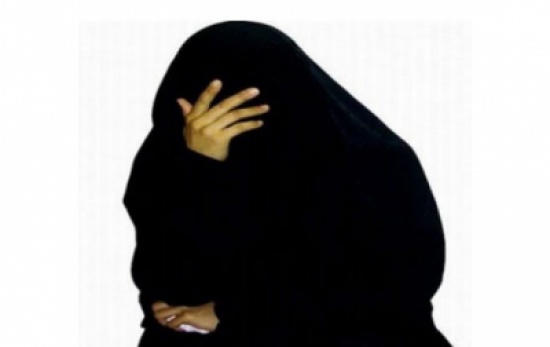 اردنية تكتب كل ما تملك لابنتيها ... فضربنها وزجوا بها بـ "دار المسنين" اردنية تكتب كل ما تملك لابنتيها ... فضربنها وزجوا بها بـ "دار المسنين"