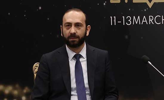 وزير خارجية أرمينيا: شعبنا يريد تطبيع العلاقات مع تركيا وزير خارجية أرمينيا: شعبنا يريد تطبيع العلاقات مع تركيا