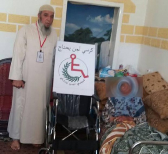 توزيع 500 كرسي متحرك على عدد من المحتاجين في المملكة توزيع 500 كرسي متحرك على عدد من المحتاجين في المملكة