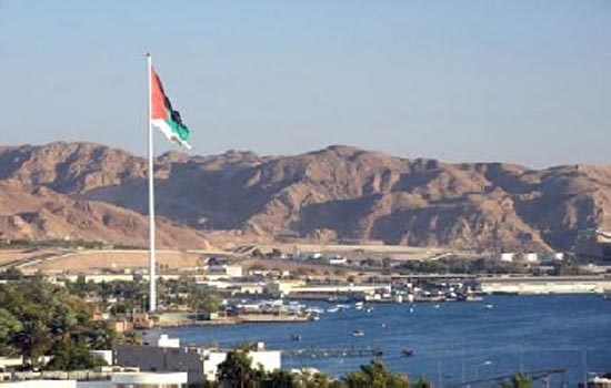 مذكرة نيابية لتمديد عقد المتقاعدين العسكريين مع الموانئ لثلاث سنوات مذكرة نيابية لتمديد عقد المتقاعدين العسكريين مع الموانئ لثلاث سنوات