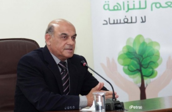 رئيس هيئة النزاهة ومكافحة الفساد ينفي تصريحات نسبت اليه رئيس هيئة النزاهة ومكافحة الفساد ينفي تصريحات نسبت اليه