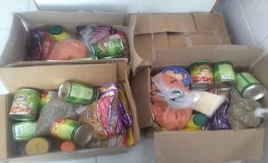 عجلون: توزيع طرود غذائية على 150 أسرة فقيرة