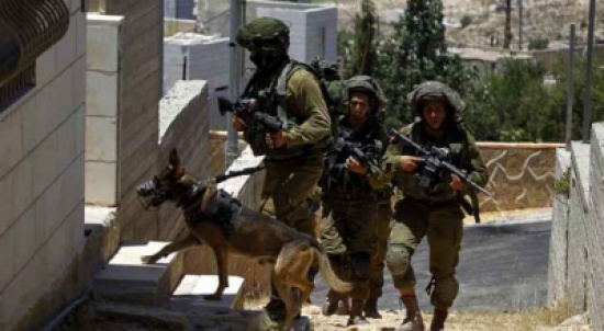الاحتلال يداهم منازل ومنشآت غرب جنين