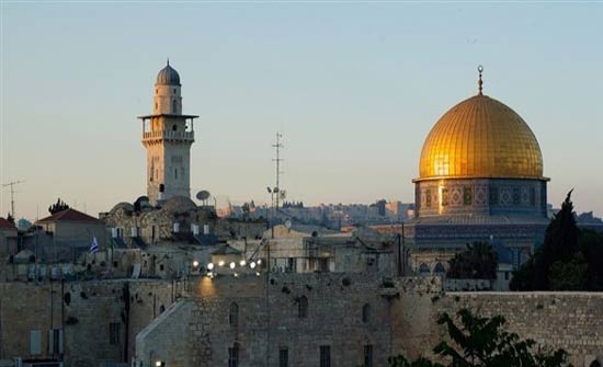إسرائيل تعيد العمل بقانون حظر الآذان إسرائيل تعيد العمل بقانون حظر الآذان