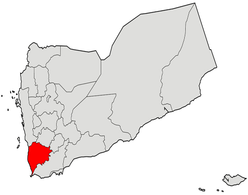 مقتل متظاهر في تعز .. وطائرات مجهولة تحلق فوق القصر الرئاسي بعدن