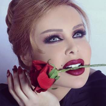 رولا سعد متواضعة وعفوية ومرحة رولا سعد متواضعة وعفوية ومرحة