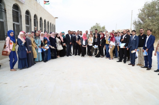 الطباع: المهندسين الشباب موضع اهتمامنا البالغ الطباع: المهندسين الشباب موضع اهتمامنا البالغ