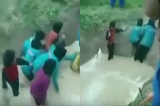 فيديو: طالبات يجبرن على التدريب في بحيرة مليئة بالأفاعي
