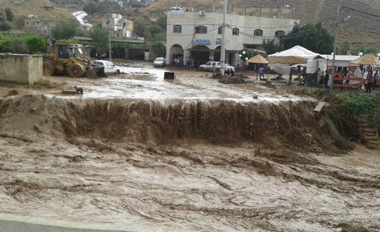 وفاة طفلين فلسطينيين غرقًا جراء الأمطار جنوبي الضفة الغربية