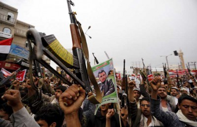 الحوثيون يوافقون على “الهدنة” ويدعون لاستئناف الحوار من حيث توقف