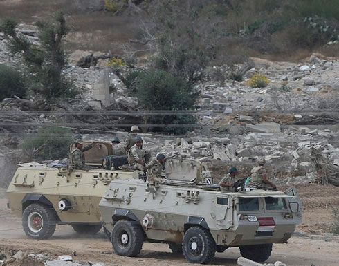 21 قتيلا وجريحا بتفجير حافلة بالعريش