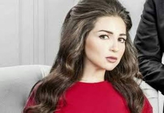 صورة| مفاجأة ... هذا هو خطيب الممثلة مي عز الدين! صورة| مفاجأة ... هذا هو خطيب الممثلة مي عز الدين!