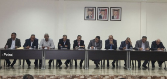 مزارعو وادي الاردن يطالبون بتعويضات وفتح اسواق للتصدير