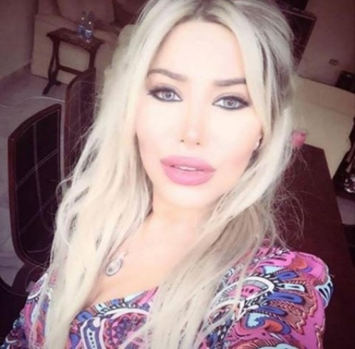 بالصورة - خمنّوا هذه الحسناء شقيقة أي نجمة سوريّة بالصورة - خمنّوا هذه الحسناء شقيقة أي نجمة سوريّة