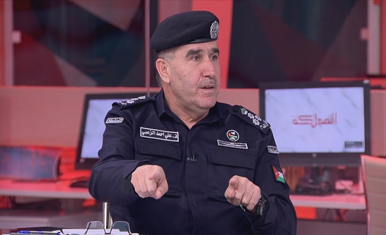 نحو 71 ألف مخالفة لأفراد بسبب عدم الاتزام بأوامر الدفاع الشهر الماضي نحو 71 ألف مخالفة لأفراد بسبب عدم الاتزام بأوامر الدفاع الشهر الماضي