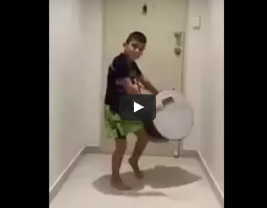 شاهد.. طفل لبناني يشعل مواقع التواصل بـ«الطبلة»