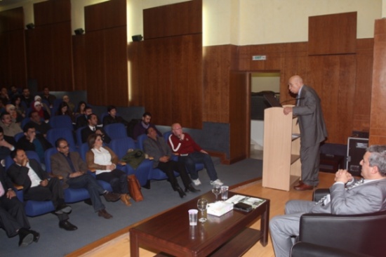 الأردنية : الطويل يحاضر حول أحداث أوكرانيا