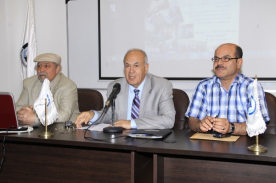 رئيس جامعة فيلادلفيا يفتتح اليوم العلمي لقسم التصميم الجرافيكي