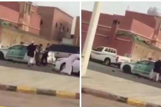بالفيديو: الاعتداء على رجل أمن في مضاربة جماعية