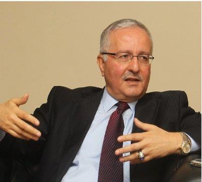 وزارة الخارجية القطرية تكرم السفير الأردني زاهي الصمادي