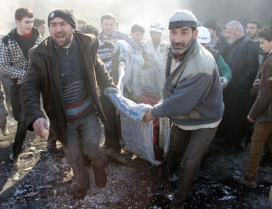 مسلسل البراميل المتفجرة يتجدد في حلب وداريا مسلسل البراميل المتفجرة يتجدد في حلب وداريا