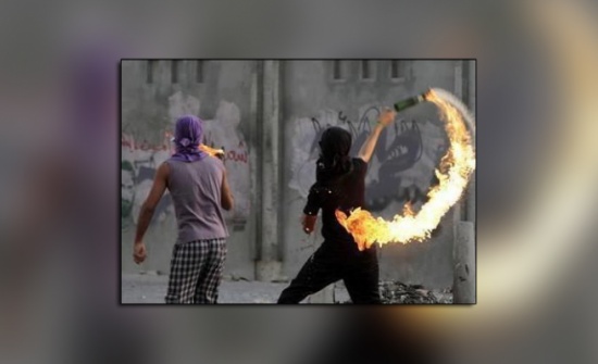 " مولوتوف " ومسيل للدموع في الساحة الهاشمية " مولوتوف " ومسيل للدموع في الساحة الهاشمية