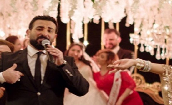 اتهام راقصة بالتسبّب في انفصال أحمد سعد وسمية الخشاب.. خمنوا من هي!! اتهام راقصة بالتسبّب في انفصال أحمد سعد وسمية الخشاب.. خمنوا من هي!!