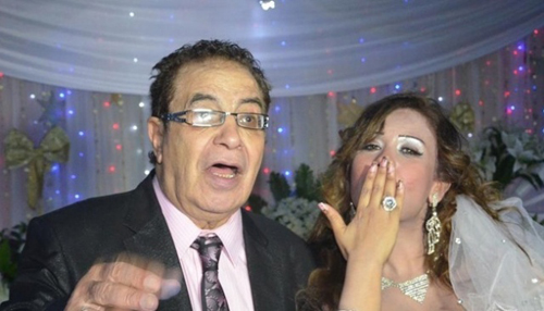 هذا ما قله سعيد طرابيك لزوجته قبل وفاته وتجاهل طليقته وابنه! هذا ما قله سعيد طرابيك لزوجته قبل وفاته وتجاهل طليقته وابنه!