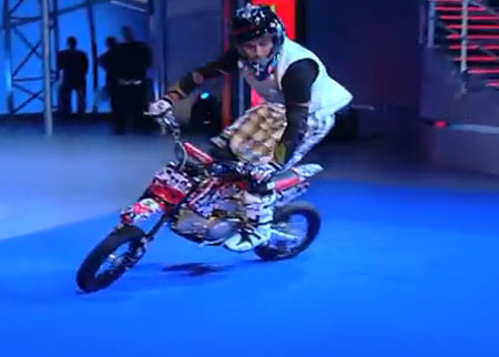 سائق دراجة  رائع