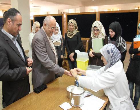 حملة تبرع بالدم في جامعة الزرقاء