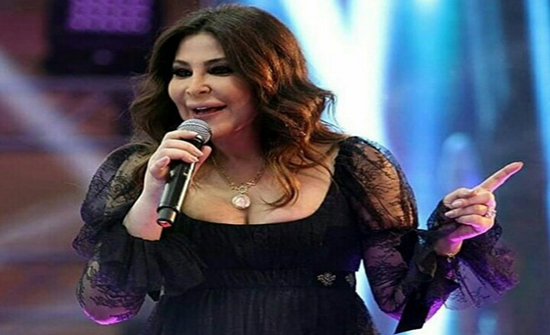 هل أزالت إليسا الفيلر من شفتيها.. إليك صورتها المتداولة
