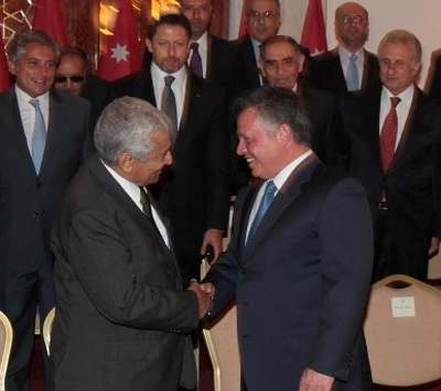 ساسة واكاديميون : كتاب التكليف السامي خطة عمل وترجمة عملية لنهج الاصلاح